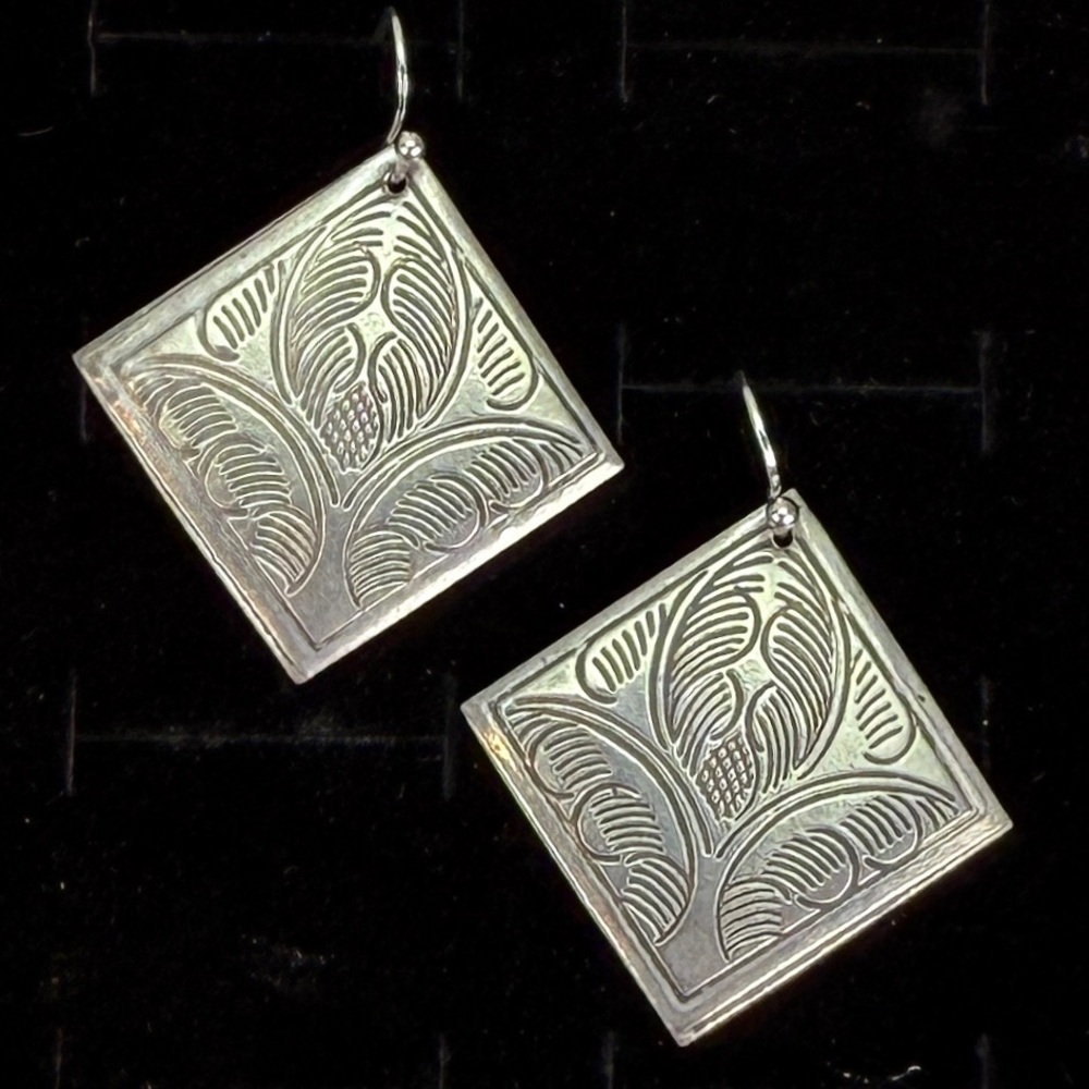 Bohemy Chic Lightweight Silvertone Geometric Pier… - image 7